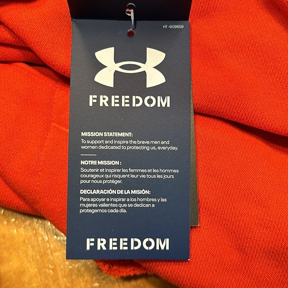 Men’s Under Armour Project Rock Vet’s Day Heavyweight Hoodie Orange Size Medium - Picture 7 of 7